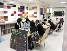 私たちは、お客様の将来設計を大切にし、一緒に考え抜きます。
