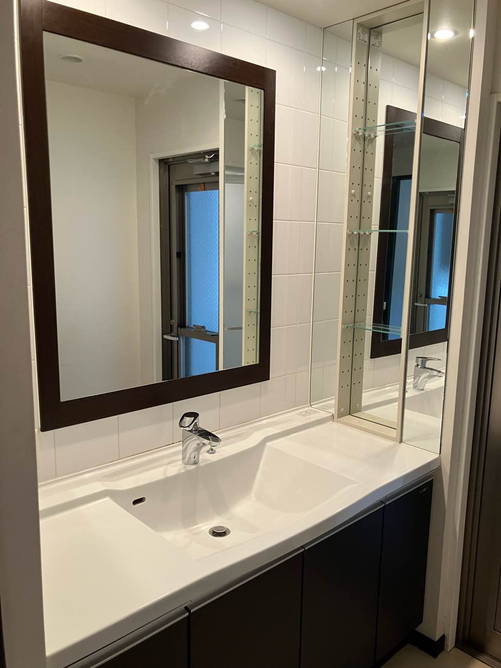 やさしい木質感とアイアンが調和するマンションリノベーション／O様邸