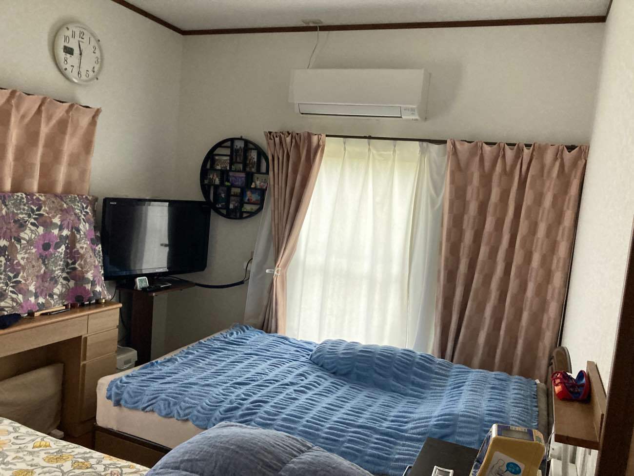 ヒノキの無垢床と塗装仕上げ。質感とあたたかさを大切にした平屋の住まい／H様邸