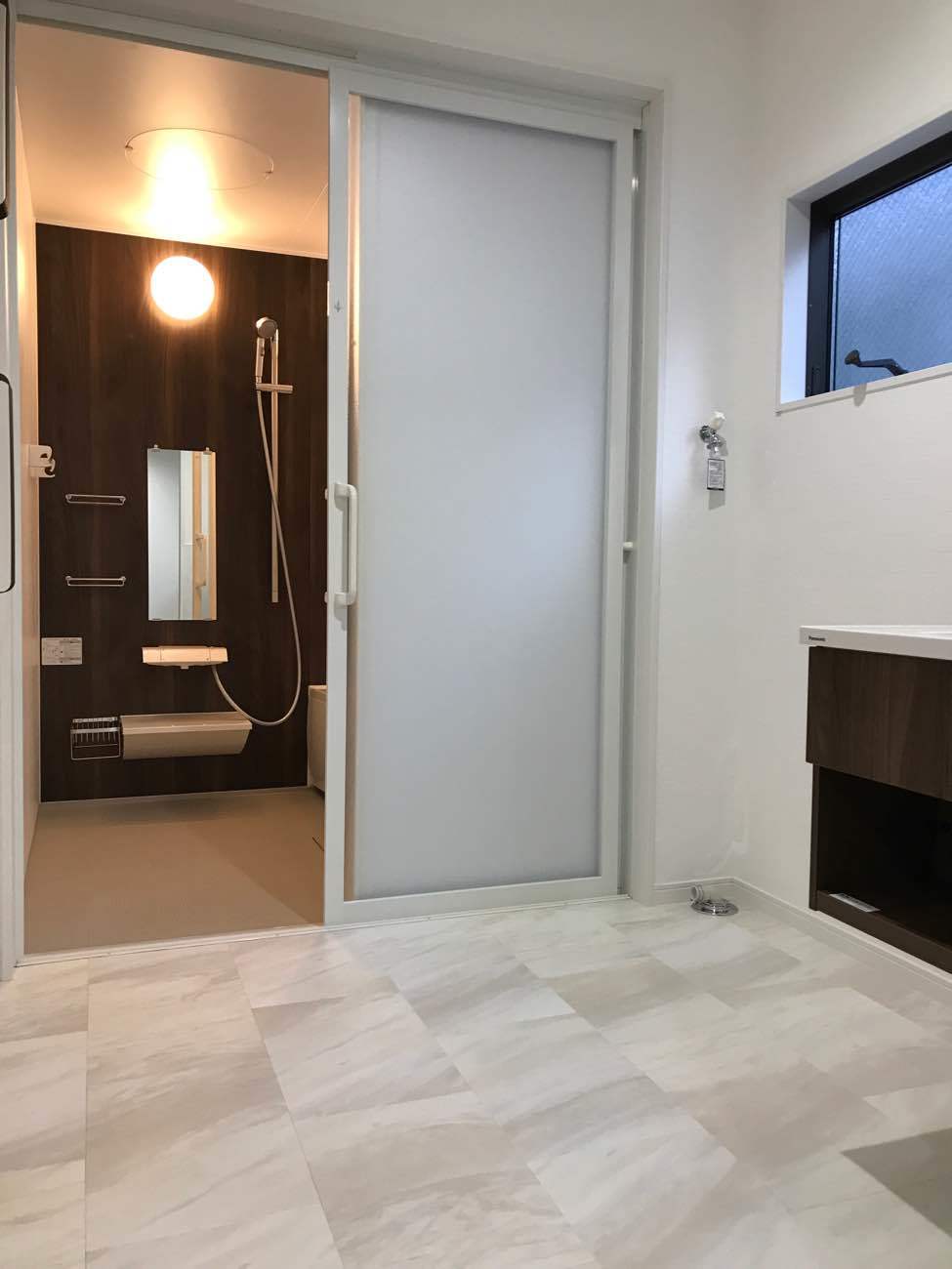 和の趣を活かしながら、暮らしやすさを高めたフルリノベーション／U様邸