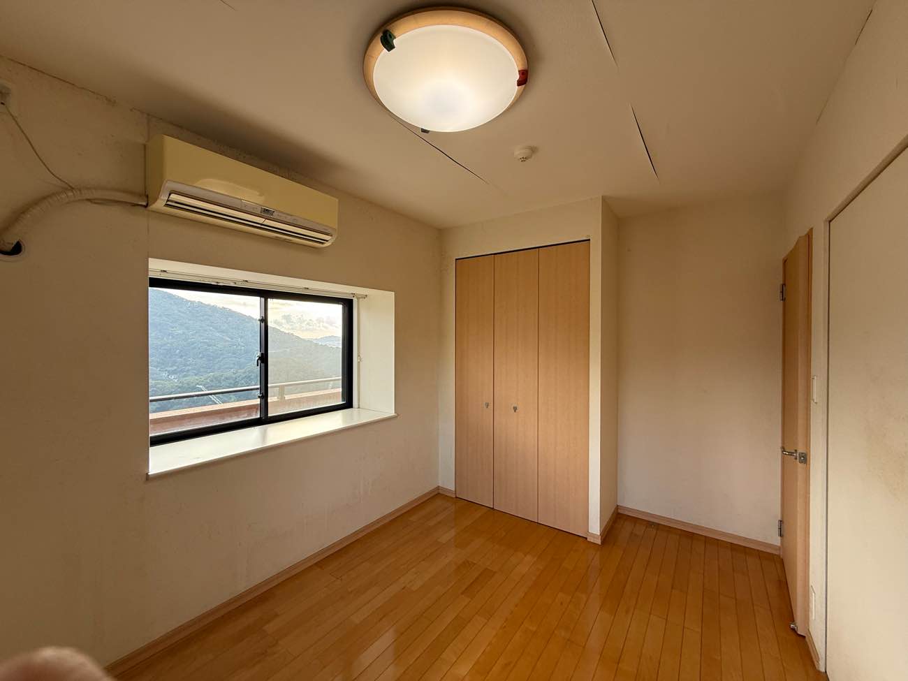 上質な水まわりと建具の工夫で叶えた、心地よい住まい