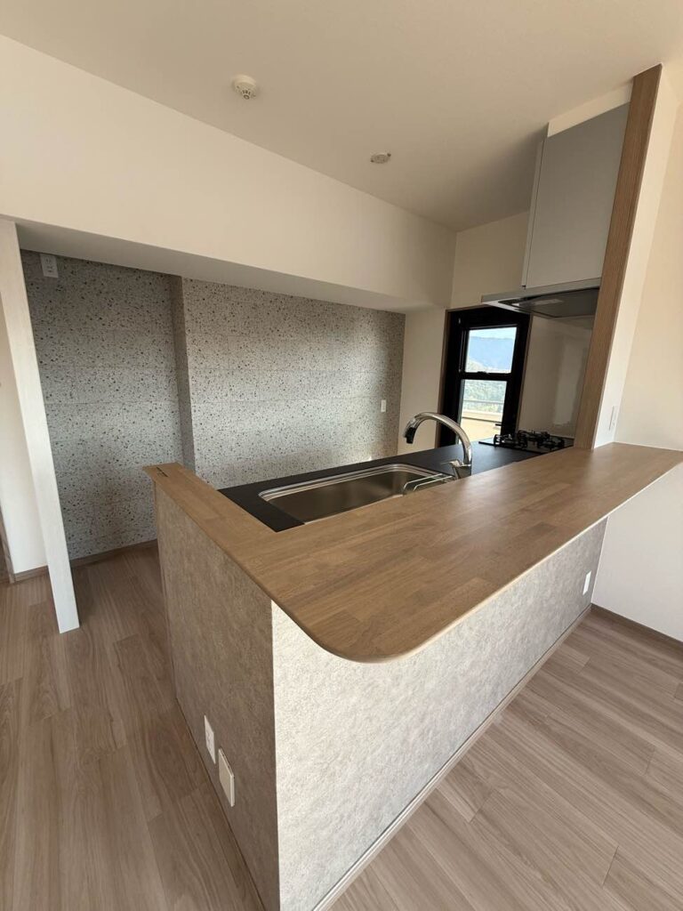 上質な水まわりと建具の工夫で叶えた、心地よい住まい