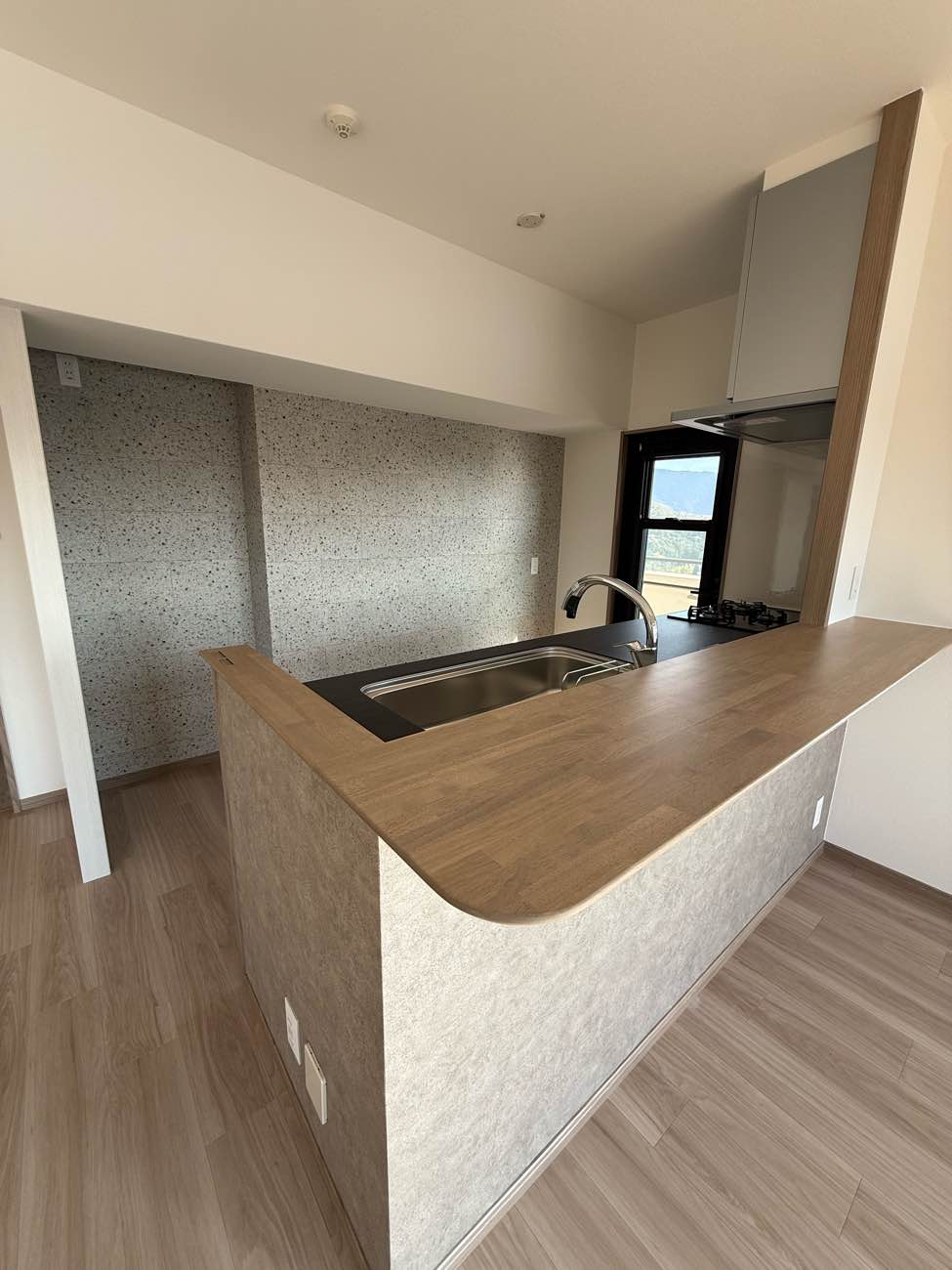 上質な水まわりと建具の工夫で叶えた、心地よい住まい