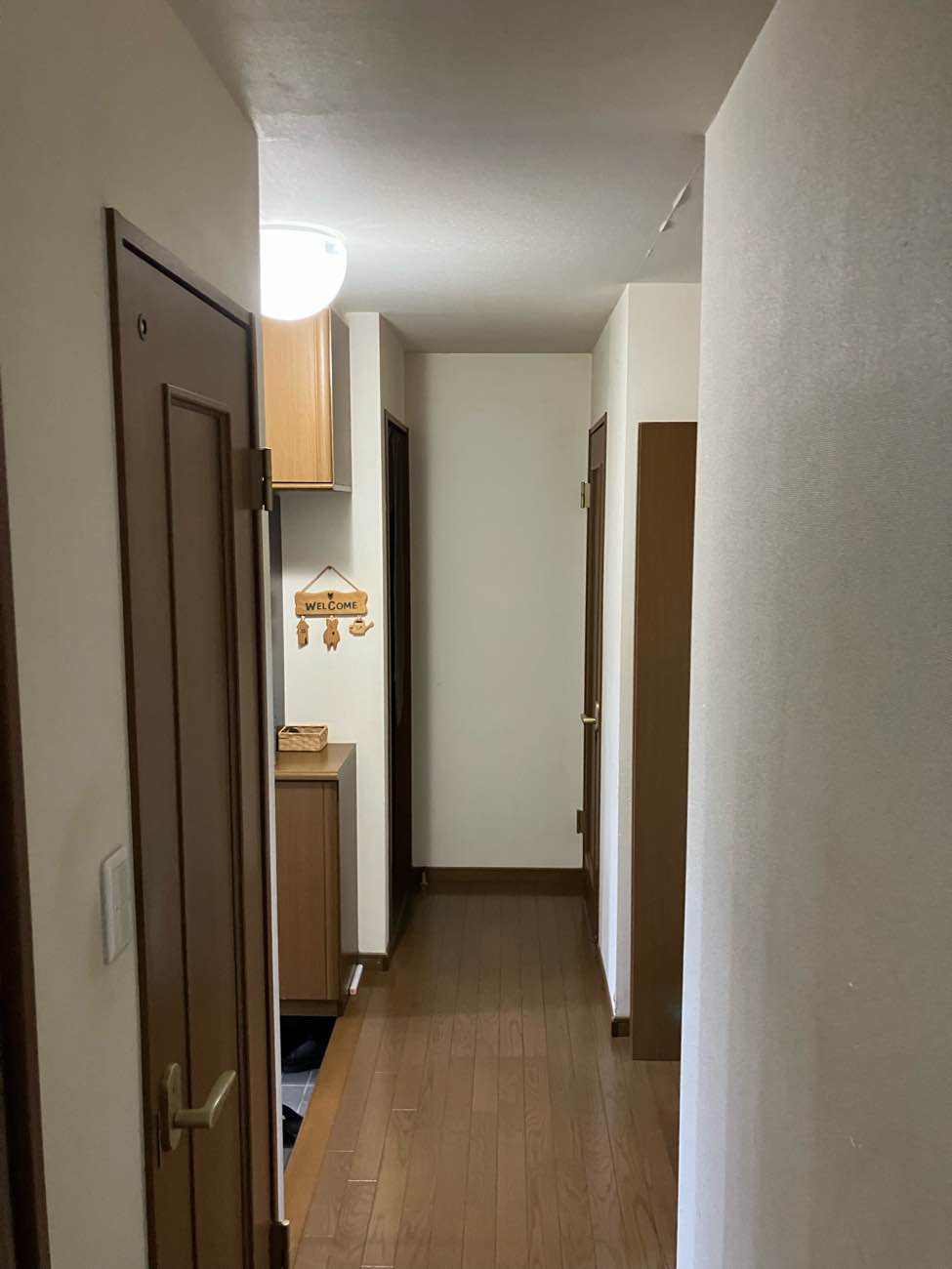 お気に入りのキッチン空間へ。造作カウンターとクロス選びにこだわったリフォーム