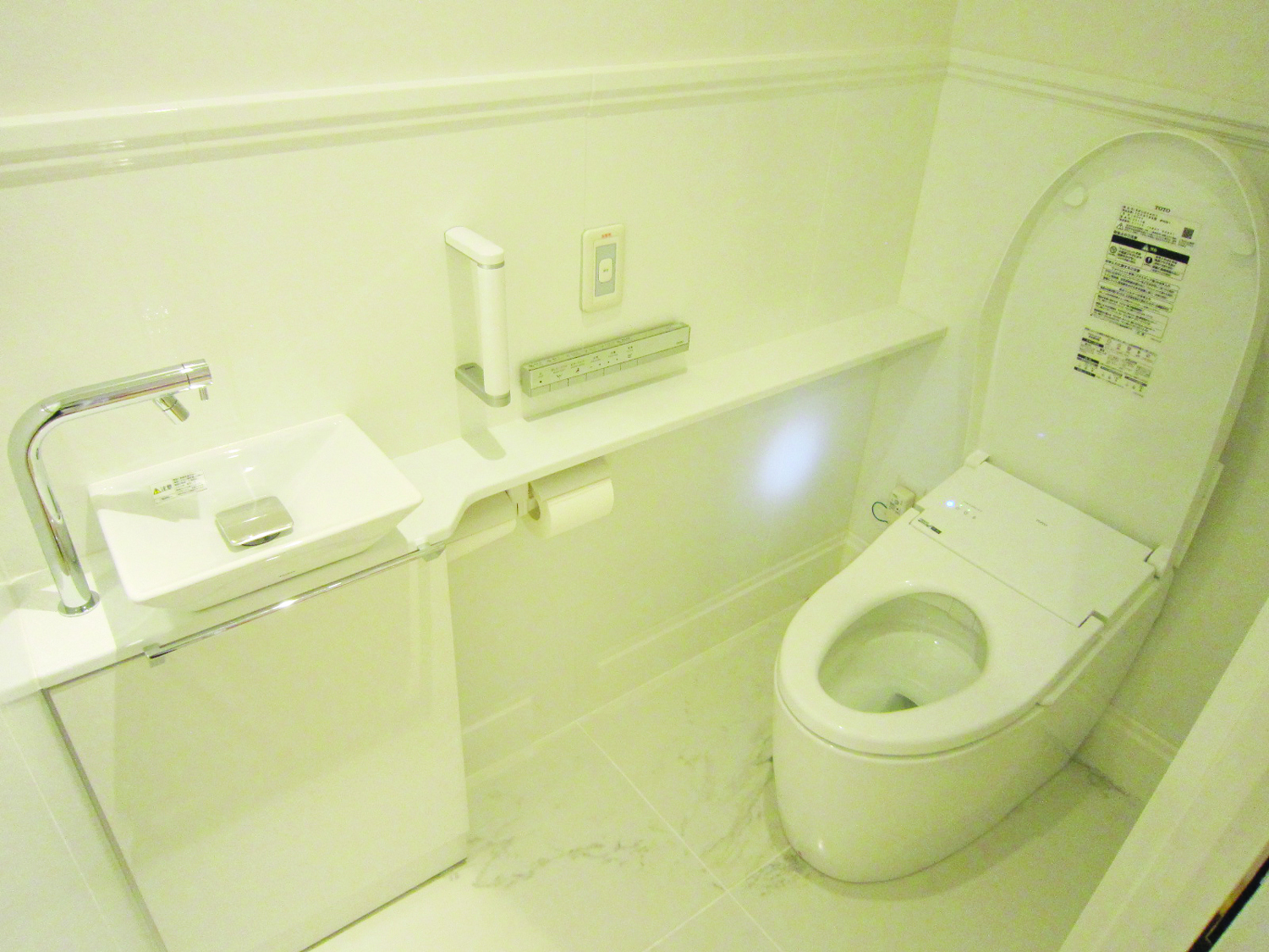 輸入タイルと無垢で描くフルリノベ｜長崎市リノベーション｜すまいるリノベーション