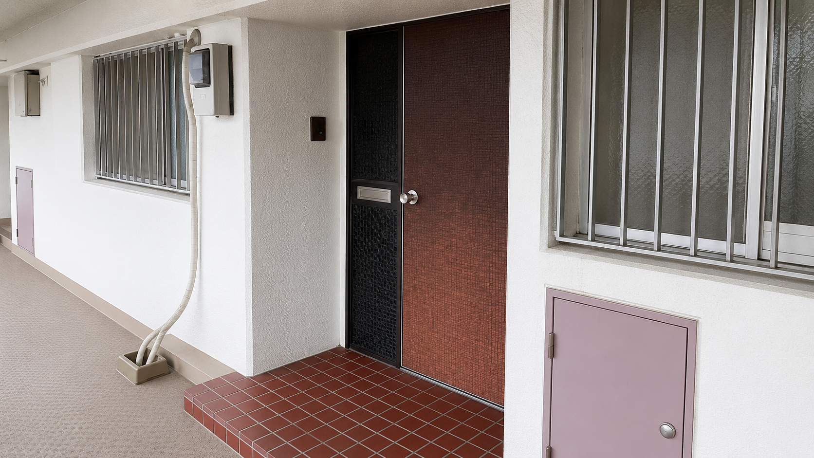 大理石調フロアと漆喰で叶えた、ホテルライクな住まい ── H様邸 マンションリノベーション工事／長崎市